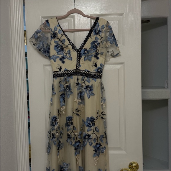Chi Chi London Blue and Cream Floral Maxi Dress - Picture 1 of 5
